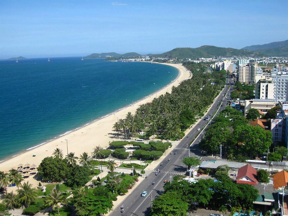 Trung Duong Da Nang Beach Hotel Bagian luar foto