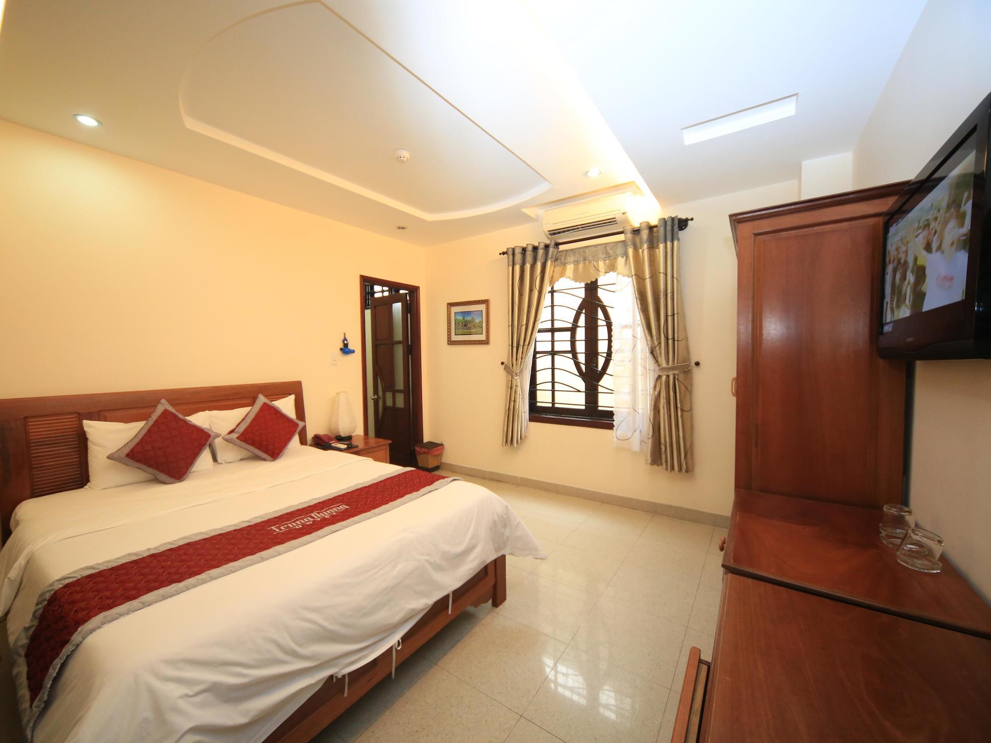 Trung Duong Da Nang Beach Hotel Bagian luar foto