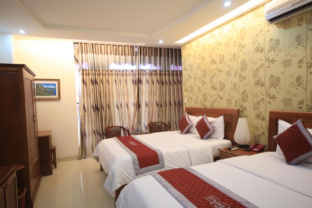 Trung Duong Da Nang Beach Hotel Bagian luar foto