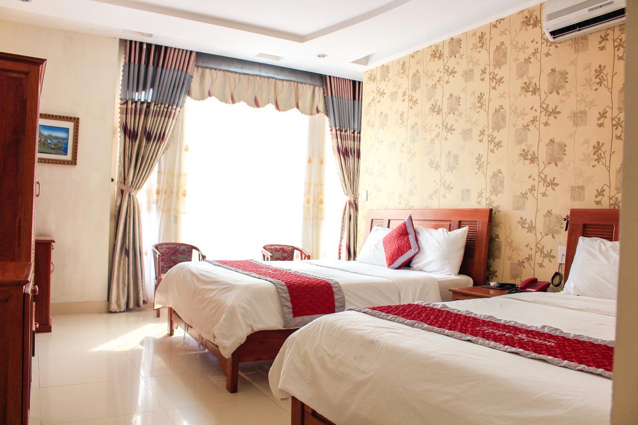 Trung Duong Da Nang Beach Hotel Bagian luar foto