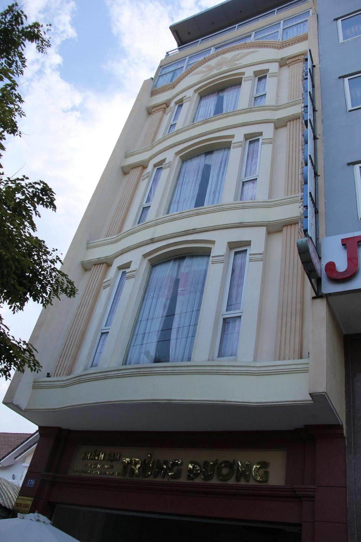 Trung Duong Da Nang Beach Hotel Bagian luar foto