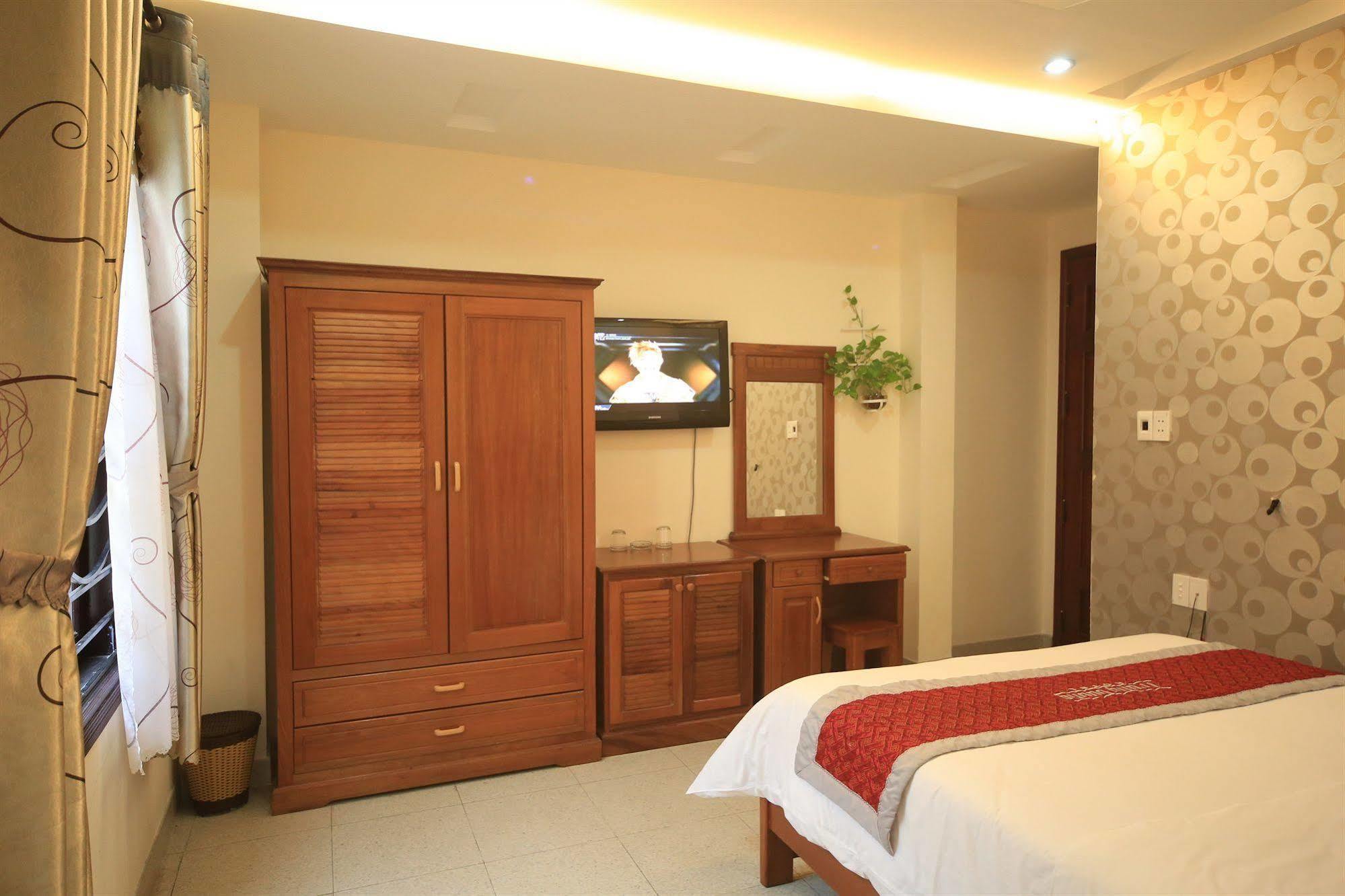 Trung Duong Da Nang Beach Hotel Bagian luar foto