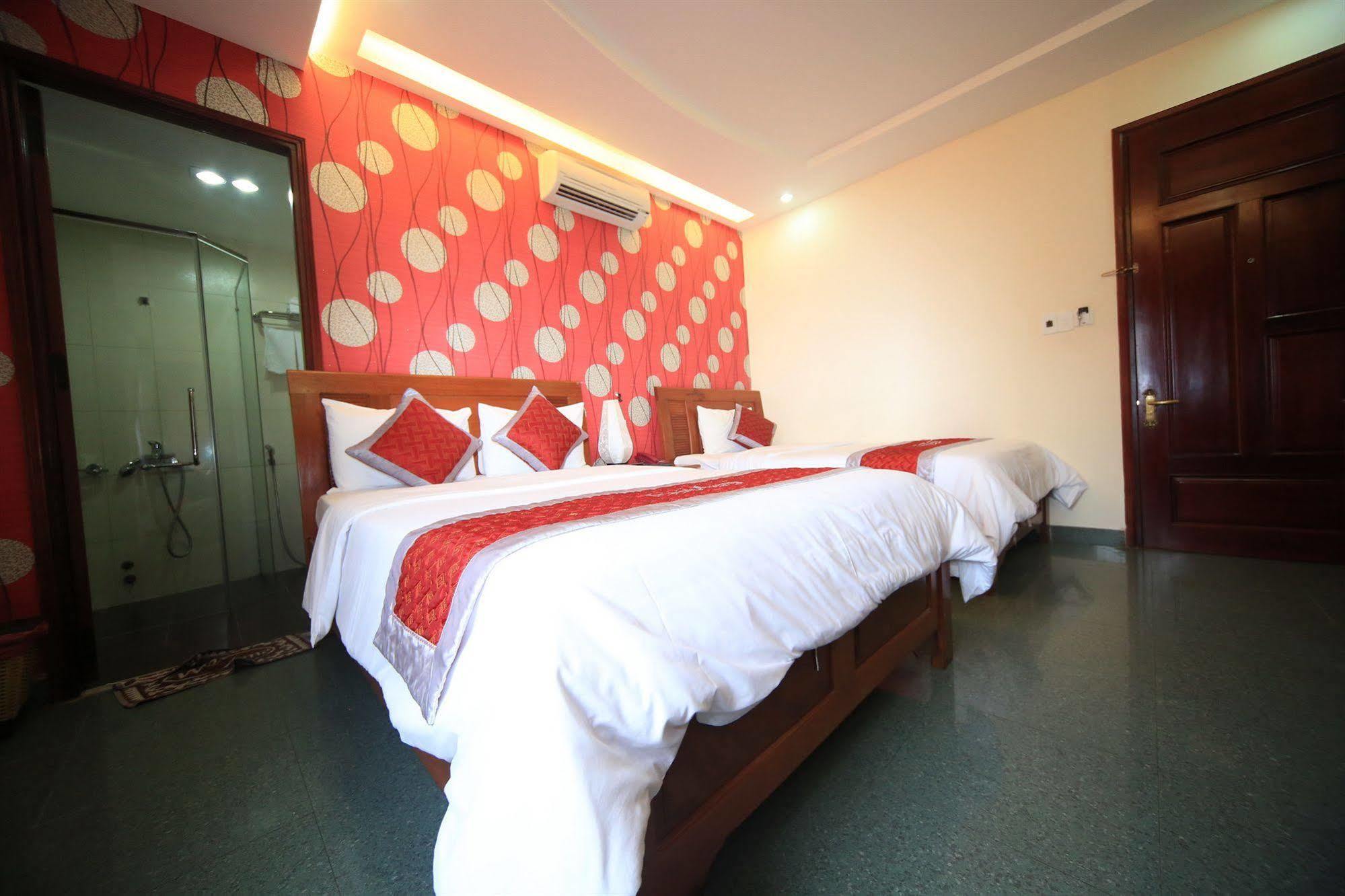 Trung Duong Da Nang Beach Hotel Bagian luar foto