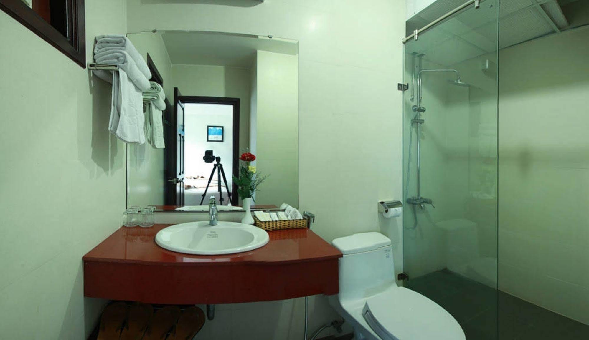 Trung Duong Da Nang Beach Hotel Bagian luar foto