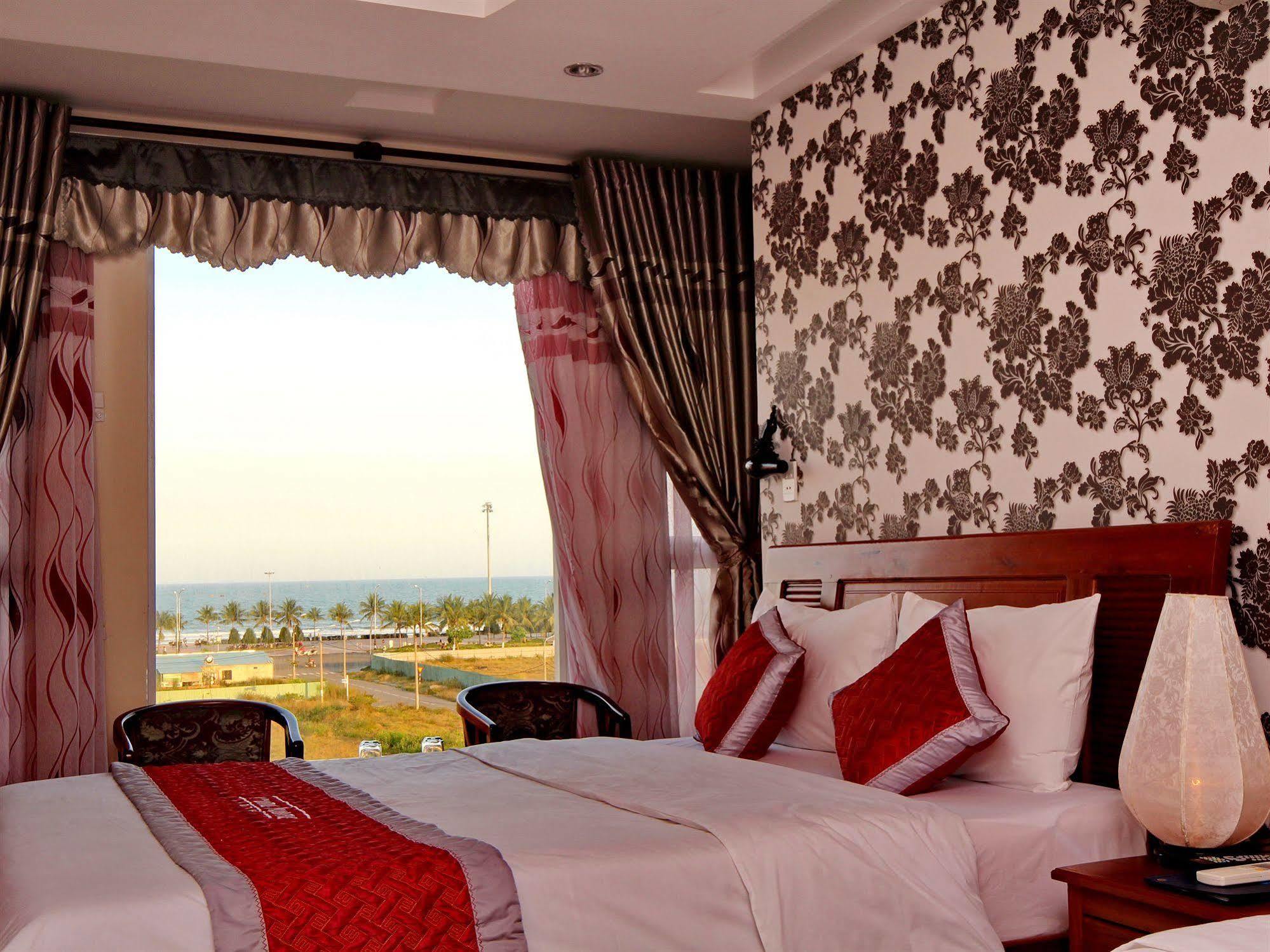 Trung Duong Da Nang Beach Hotel Bagian luar foto