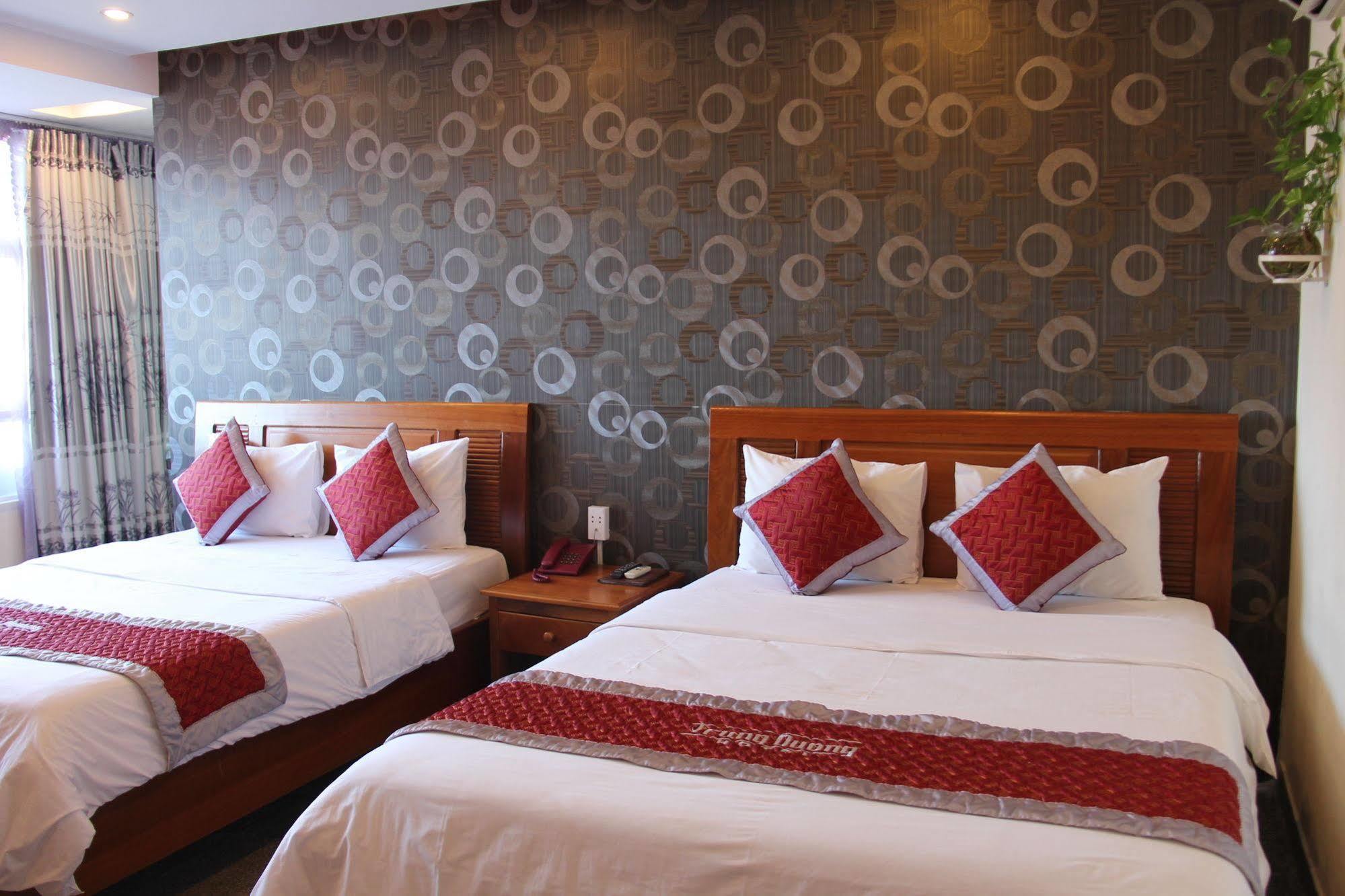 Trung Duong Da Nang Beach Hotel Bagian luar foto